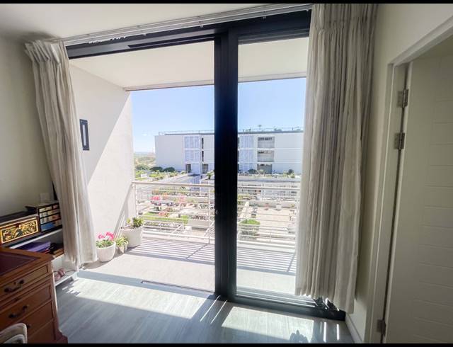 2 BEDROOM APARTMENT FOR SALE IN SIBAYA PRECINCT